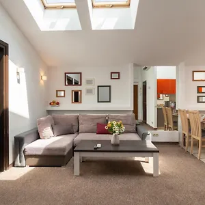Friendly Family Loft In The Center Apartment